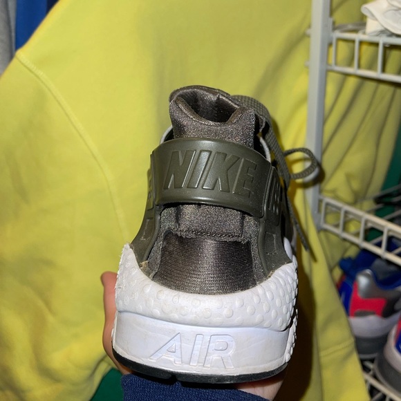 Nike Huarache - Picture 4 of 5